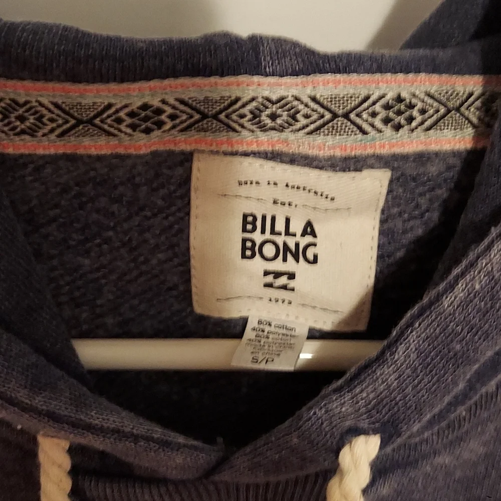 Billabong hoodie - Picture 3 of 4